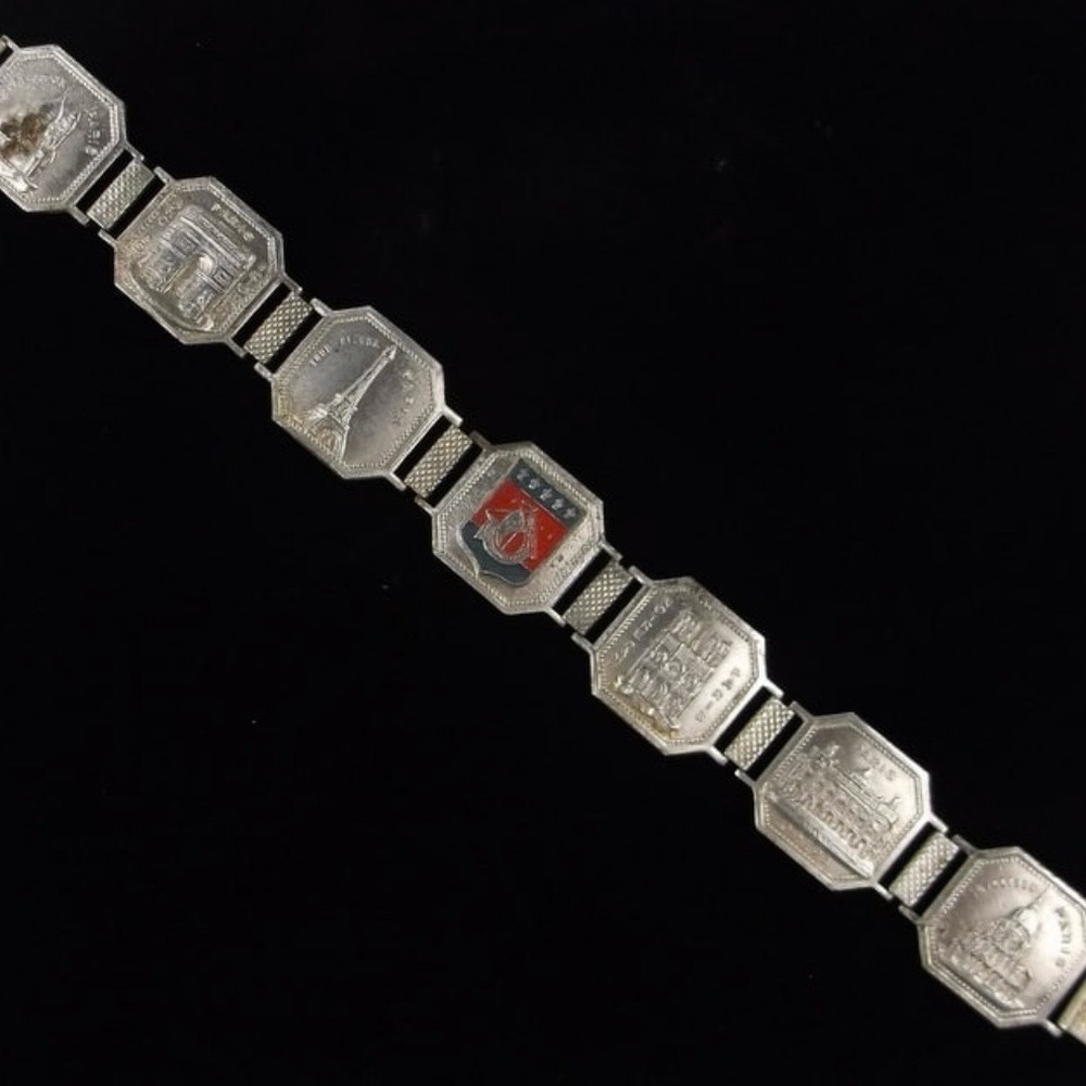 Souvenir charm bracelet from the 60s